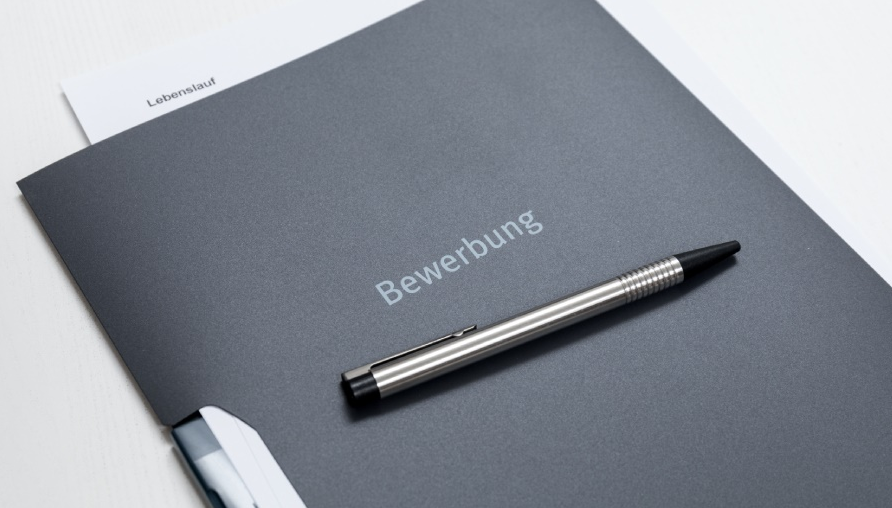 Die perfekte Bewerbungsmappe: Inhalt, Gestaltung und Tipps für den ersten Eindruck