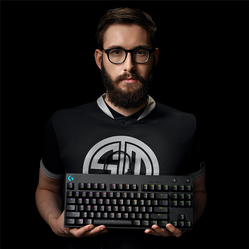 logitech-g-pro-mechanical-gaming-tastatur-schwarz-2