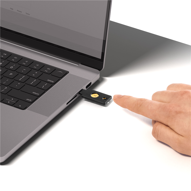 yubico-yubikey-5c-nfc-fips-sicherheitsschluessel-usb-c-nfc-schwarz-4